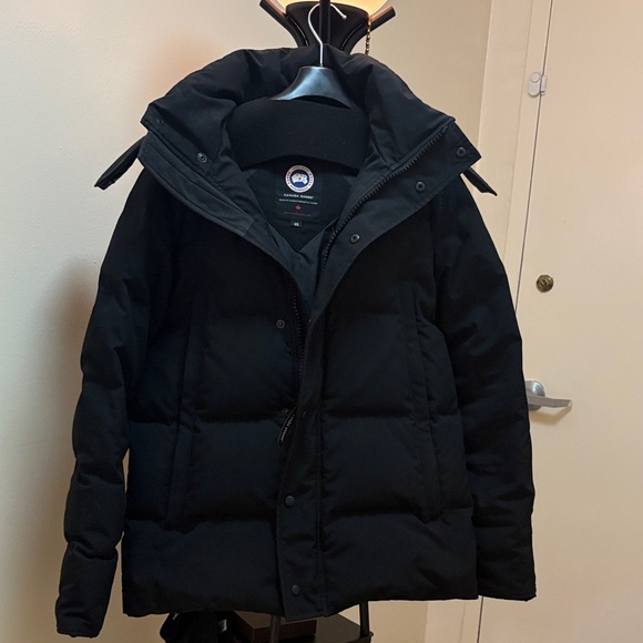 CANADA GOODE FUR HOOD Men's Black Puffer Jacket Size M - Picture 2 of 16